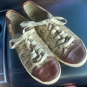 Micheal Kors Sneakers